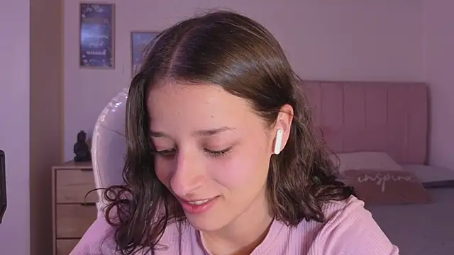 Amaia Daniells online show from November 2025 03:53:02 AM