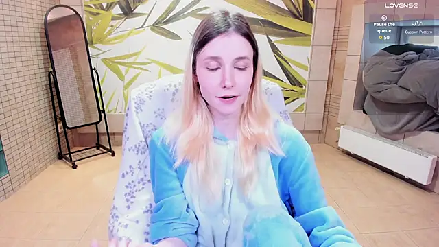 Snapshot of fleximona chatting on April 2026 09:35:02 AM fleximona online show from April 2026 09:35:02 AM