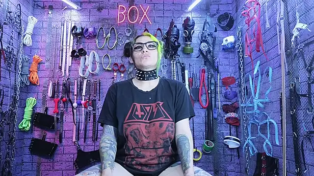 Snapshot of PANDORANEZZ chatting on February 2025 05:09:01 AM PANDORANEZZ online show from February 2025 05:09:01 AM