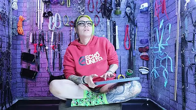 Snapshot of PANDORANEZZ chatting on February 2025 01:53:01 AM PANDORANEZZ online show from February 2025 01:53:01 AM