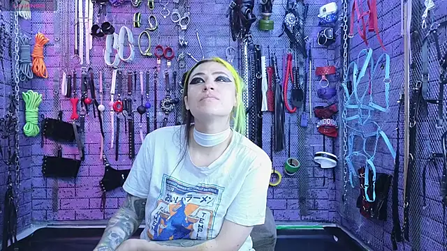 Snapshot of PANDORANEZZ chatting on February 2025 04:50:02 AM PANDORANEZZ online show from February 2025 04:50:02 AM