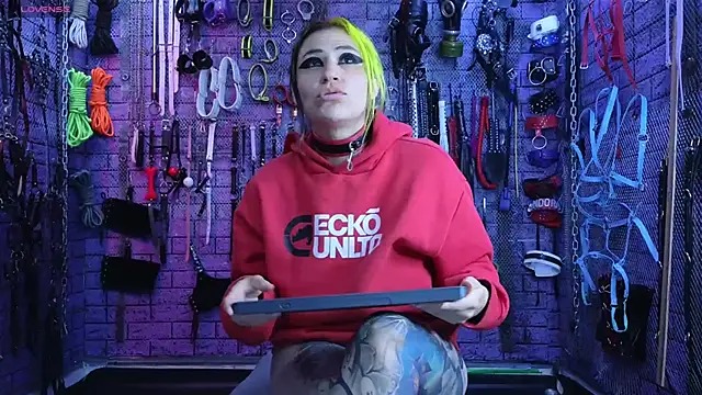 Snapshot of PANDORANEZZ chatting on February 2025 02:48:02 AM PANDORANEZZ online show from February 2025 02:48:02 AM