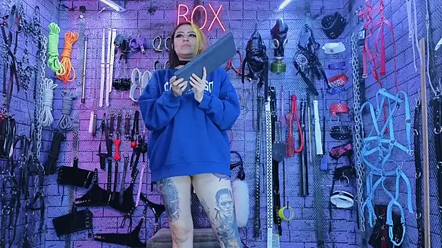 Snapshot of PANDORANEZZ chatting on October 2025 10:05:02 AM PANDORANEZZ online show from October 2025 10:05:02 AM