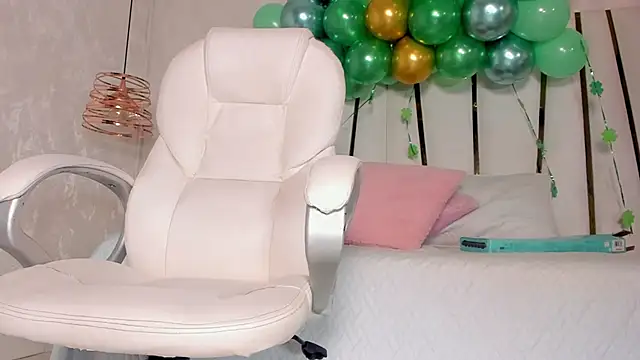 Meghan stonne  online show from March 2025 07:17:01 PM