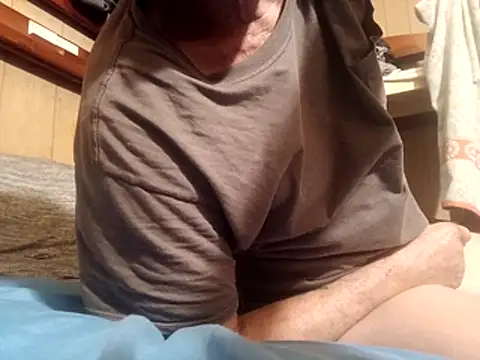Snapshot of sausylolly chatting on April 2026 04:46:01 AM sausylolly online show from April 2026 04:46:01 AM