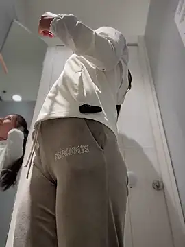 YOUR-KARINA online show from December 2024 06:39:01 AM