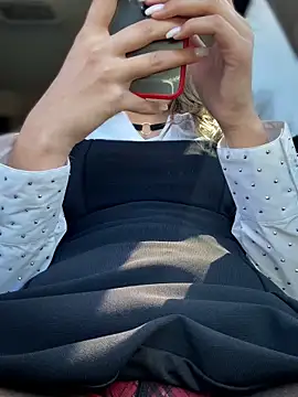 Snapshot of YOUR-KARINA chatting on March 2026 05:29:01 AM YOUR-KARINA online show from March 2026 05:29:01 AM