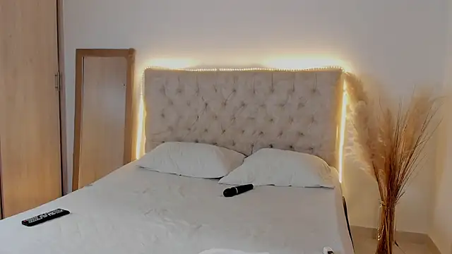 mariam hill online show from September 2025 08:57:01 PM