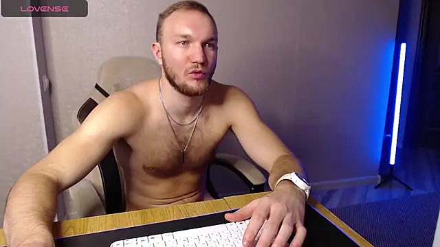 Snapshot of Toress1 chatting on January 2025 08:41:01 AM Toress1 online show from January 2025 08:41:01 AM