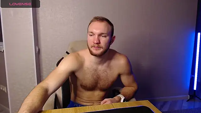 Snapshot of Toress1 chatting on January 2025 06:00:01 AM Toress1 online show from January 2025 06:00:01 AM