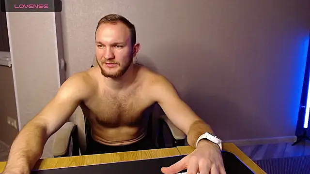 Snapshot of Toress1 chatting on January 2025 08:06:02 PM Toress1 online show from January 2025 08:06:02 PM