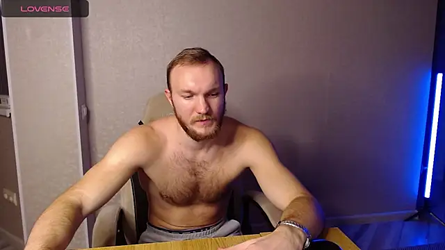 Snapshot of Toress1 chatting on February 2025 05:09:01 PM Toress1 online show from February 2025 05:09:01 PM