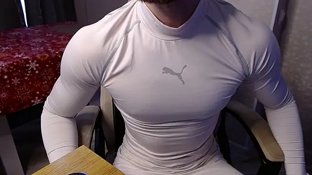 Snapshot of Toress1 chatting on February 2025 08:40:02 AM Toress1 online show from February 2025 08:40:02 AM