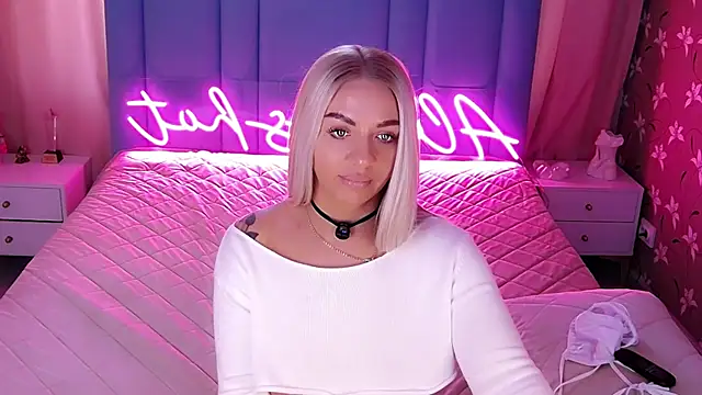 AllwaysHotJ online show from April 2026 02:09:01 AM