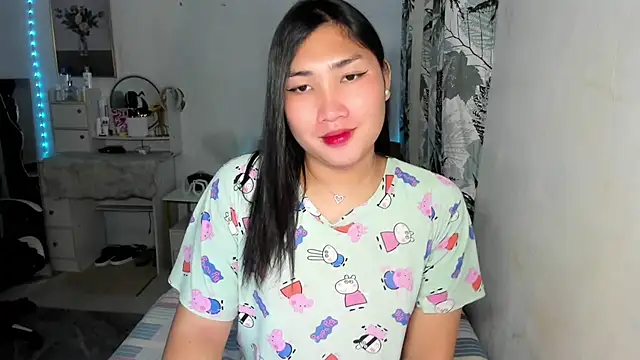 Snapshot of Miss_Deliciousness chatting on January 2025 04:11:02 PM Miss Deliciousness online show from January 2025 04:11:02 PM