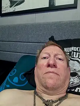 tomtom111111 online show from September 2025 02:44:01 PM