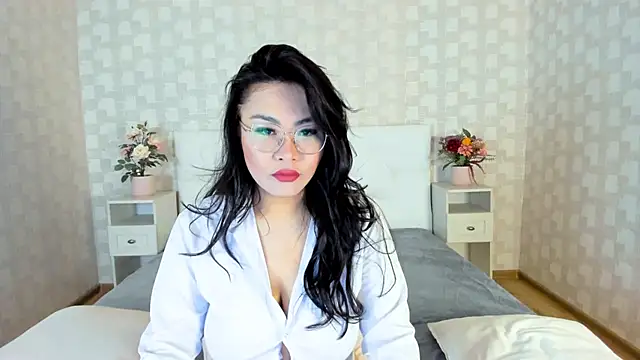 Snapshot of NatsumiHun chatting on February 2025 07:15:01 AM NatsumiHun online show from February 2025 07:15:01 AM