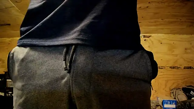 Snapshot of Kenny_Kyle chatting on March 2025 01:31:02 AM Kenny Kyle online show from March 2025 01:31:02 AM