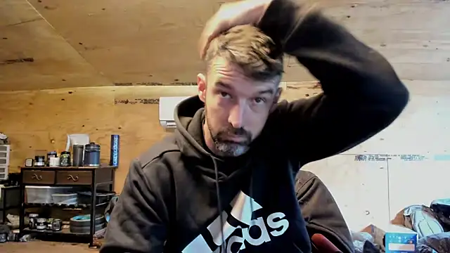 Snapshot of Kenny_Kyle chatting on March 2025 08:53:02 PM Kenny Kyle online show from March 2025 08:53:02 PM