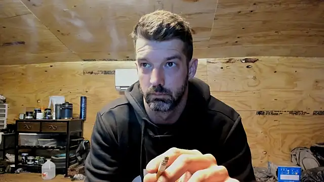 Snapshot of Kenny_Kyle chatting on March 2025 02:19:02 AM Kenny Kyle online show from March 2025 02:19:02 AM