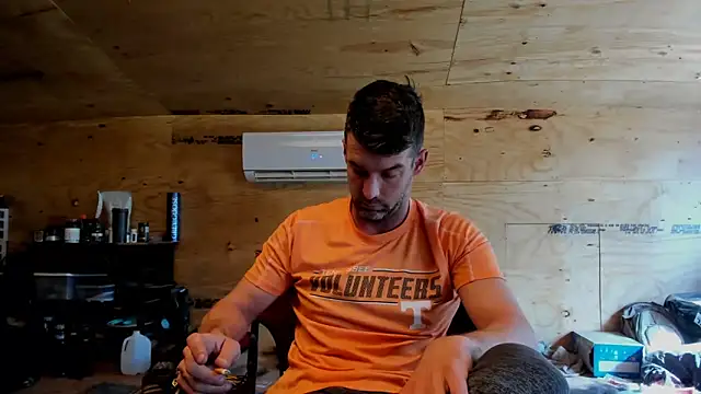 Snapshot of Kenny_Kyle chatting on March 2025 03:56:01 PM Kenny Kyle online show from March 2025 03:56:01 PM