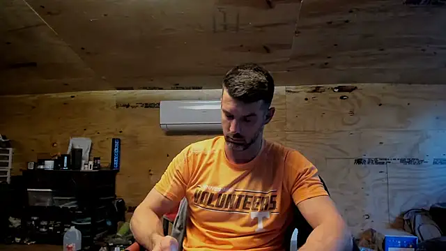 Snapshot of Kenny_Kyle chatting on March 2025 11:27:02 PM Kenny Kyle online show from March 2025 11:27:02 PM