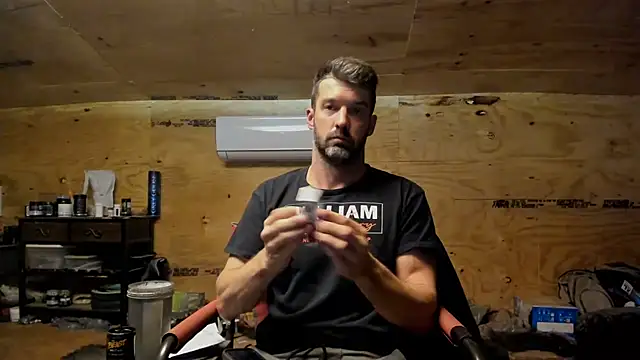 Snapshot of Kenny_Kyle chatting on March 2025 02:48:01 AM Kenny Kyle online show from March 2025 02:48:01 AM