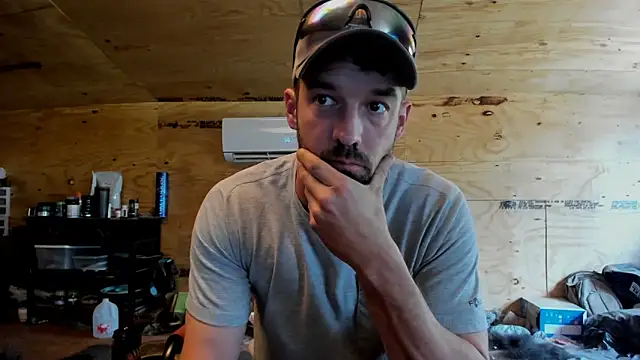 Snapshot of Kenny_Kyle chatting on March 2025 05:17:02 PM Kenny Kyle online show from March 2025 05:17:02 PM