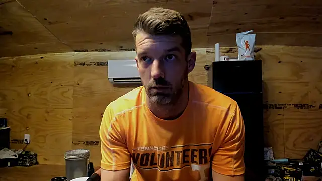 Snapshot of Kenny_Kyle chatting on September 2025 03:18:02 AM Kenny Kyle online show from September 2025 03:18:02 AM