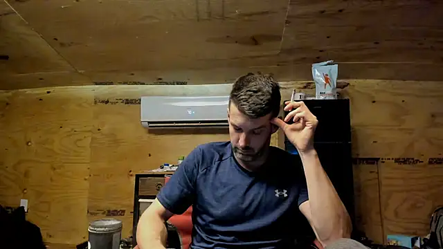 Snapshot of Kenny_Kyle chatting on October 2025 05:05:02 AM Kenny Kyle online show from October 2025 05:05:02 AM