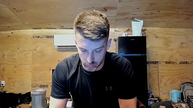 Snapshot of Kenny_Kyle chatting on October 2025 04:35:02 AM Kenny Kyle online show from October 2025 04:35:02 AM