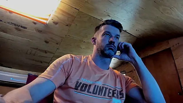 Snapshot of Kenny_Kyle chatting on October 2025 08:07:01 PM Kenny Kyle online show from October 2025 08:07:01 PM