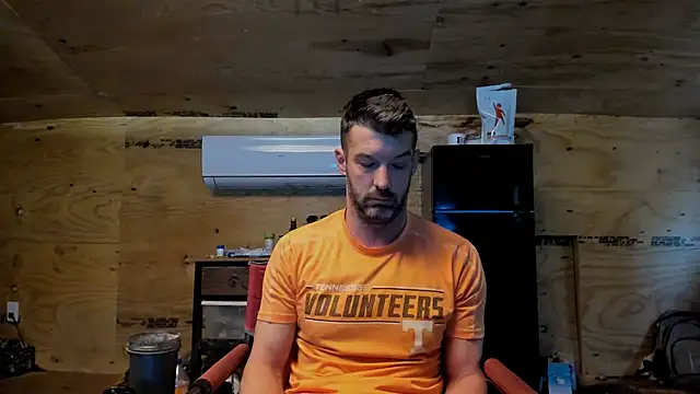 Snapshot of Kenny_Kyle chatting on October 2025 01:39:01 PM Kenny Kyle online show from October 2025 01:39:01 PM