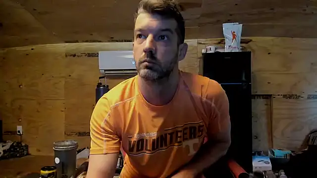 Snapshot of Kenny_Kyle chatting on November 2025 02:08:01 PM Kenny Kyle online show from November 2025 02:08:01 PM