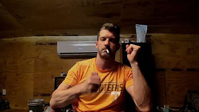 Snapshot of Kenny_Kyle chatting on November 2025 02:22:01 AM Kenny Kyle online show from November 2025 02:22:01 AM