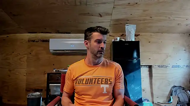 Snapshot of Kenny_Kyle chatting on November 2025 02:28:01 PM Kenny Kyle online show from November 2025 02:28:01 PM