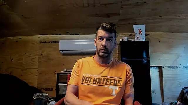 Snapshot of Kenny_Kyle chatting on November 2025 04:05:01 PM Kenny Kyle online show from November 2025 04:05:01 PM