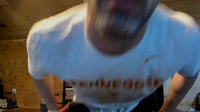 Snapshot of Kenny_Kyle chatting on November 2025 01:56:02 PM Kenny Kyle online show from November 2025 01:56:02 PM