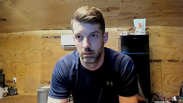 Snapshot of Kenny_Kyle chatting on November 2025 03:31:01 AM Kenny Kyle online show from November 2025 03:31:01 AM