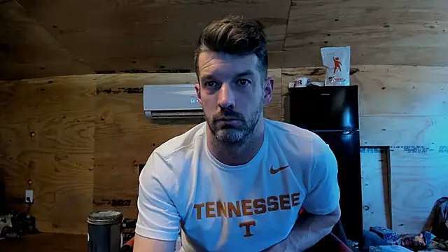 Snapshot of Kenny_Kyle chatting on November 2025 05:59:01 PM Kenny Kyle online show from November 2025 05:59:01 PM