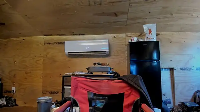 Snapshot of Kenny_Kyle chatting on December 2025 08:02:01 PM Kenny Kyle online show from December 2025 08:02:01 PM