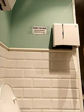 Snapshot of Gatubela212 chatting on February 2025 05:34:02 AM Gatubela212 online show from February 2025 05:34:02 AM