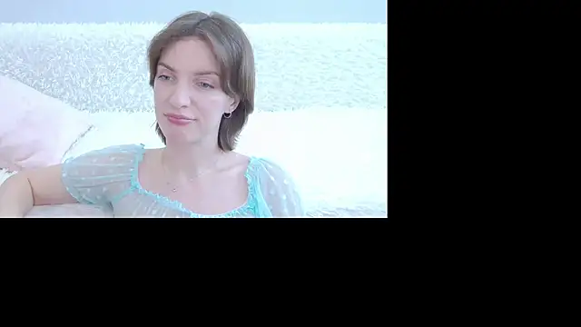 Snapshot of Beauty_Alex chatting on March 2026 04:18:02 AM Beauty Alex online show from March 2026 04:18:02 AM