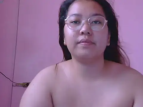 Snapshot of Boobsiemarie chatting on May 2026 03:24:02 AM Boobsiemarie online show from May 2026 03:24:02 AM