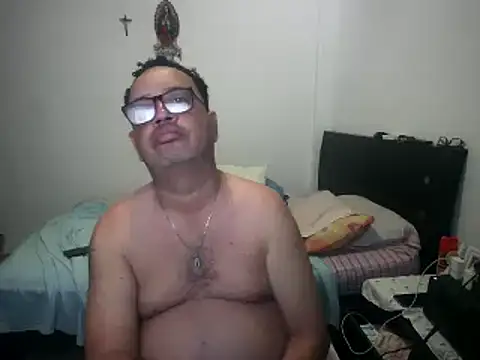 Snapshot of djtomxxx2777 chatting on February 2025 04:20:01 AM djtomxxx2777 online show from February 2025 04:20:01 AM
