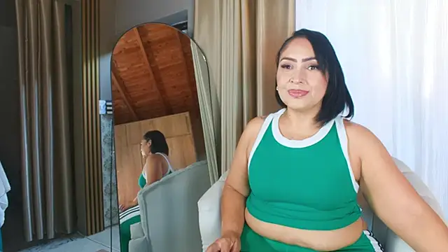 Madissononee online show from September 2025 07:30:01 PM