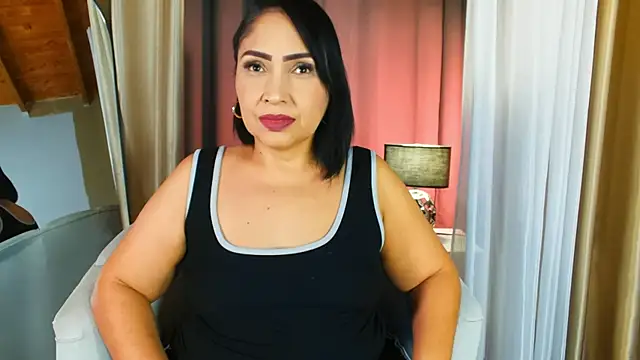 Madissononee online show from November 2025 12:24:01 AM