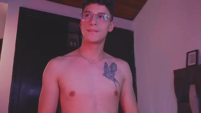 Snapshot of I_Gabriel chatting on December 2025 03:45:02 AM I Gabriel online show from December 2025 03:45:02 AM