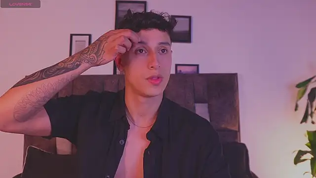 Snapshot of I_Gabriel chatting on April 2026 05:07:02 AM I Gabriel online show from April 2026 05:07:02 AM