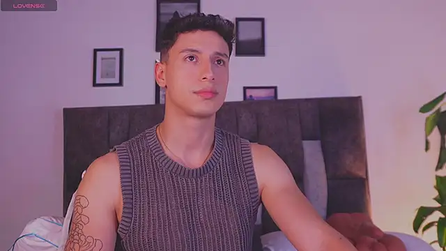 Snapshot of I_Gabriel chatting on April 2026 05:14:01 AM I Gabriel online show from April 2026 05:14:01 AM